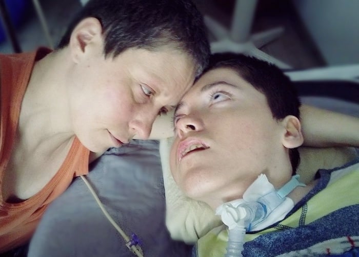 Damian Kołecki - zdjęcie główne