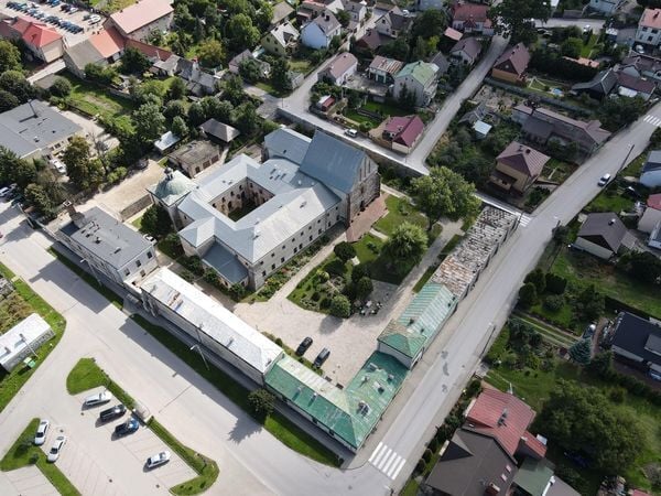 Cuda Pod Dachem - zdjęcie główne