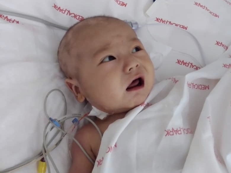 Emir Ashirbekov - zdjęcie główne