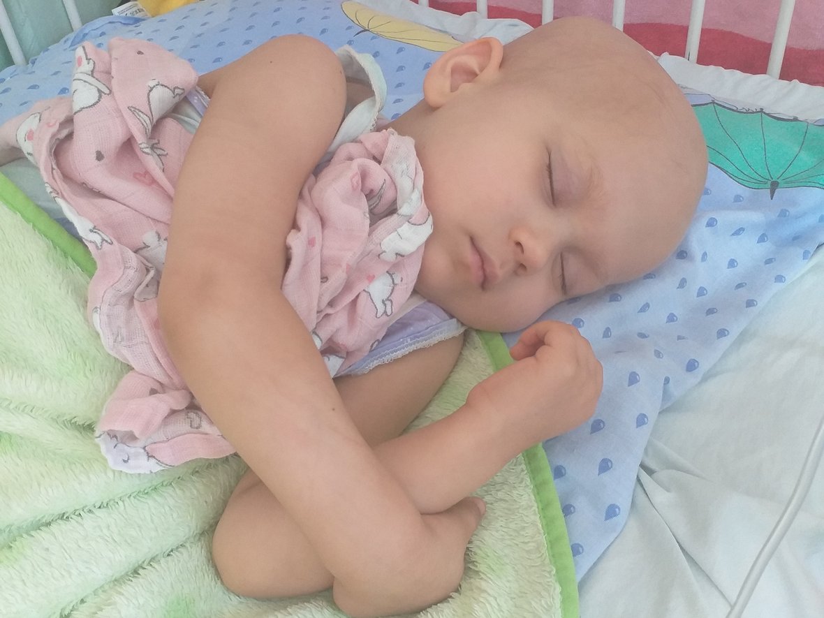 Karolinka Samborek - zdjęcie główne