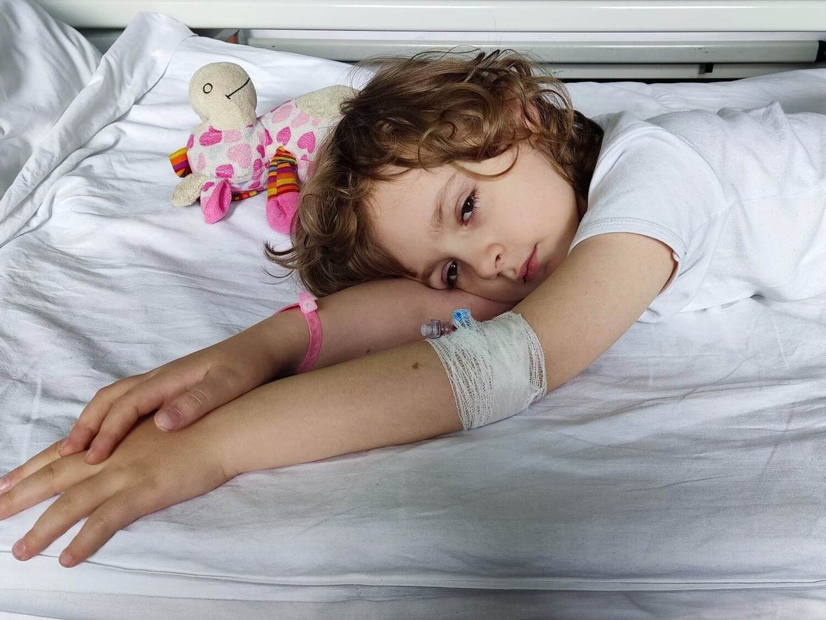 Olivia Celmerowski - zdjęcie główne