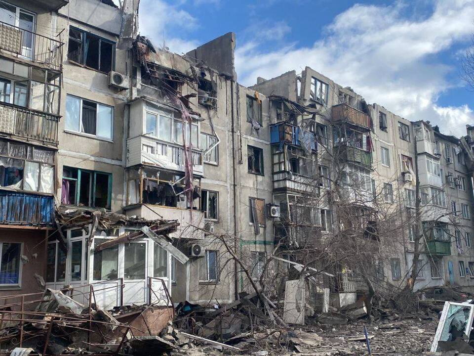 Podaj rękę Ukrainie - zdjęcie główne