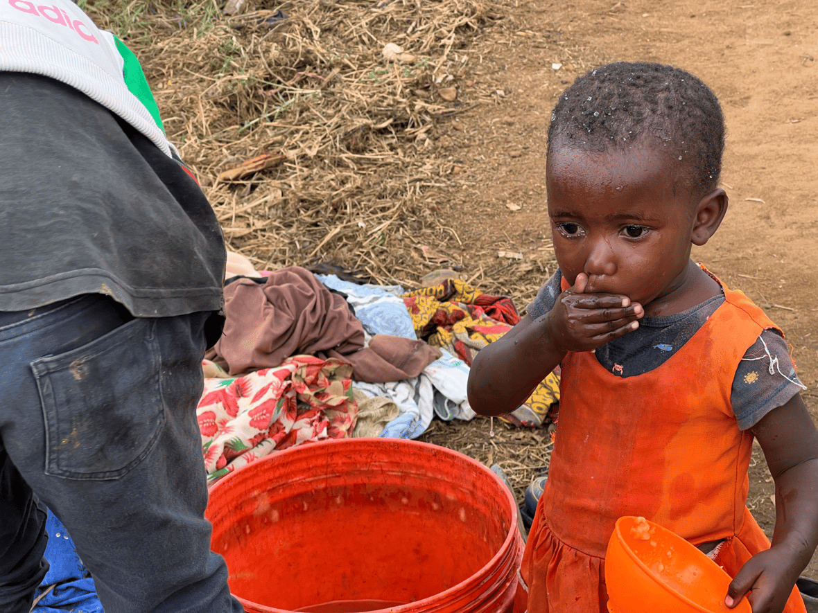 Studnia dla masajskich dzieci przy szkole w Engusoro - zdjęcie główne