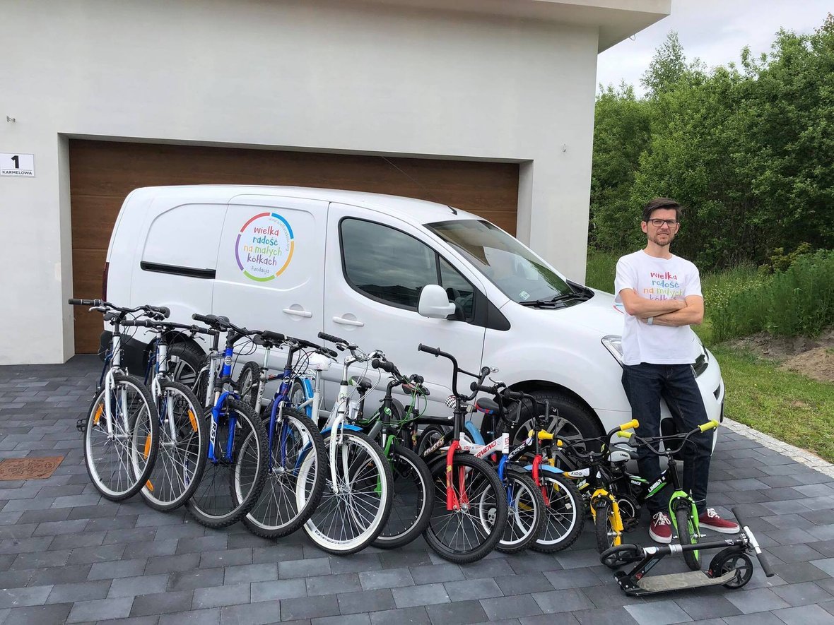 Wspomóż zakup auta do przewożenia rowerów i podaruj dzieciom uśmiech! - zdjęcie główne