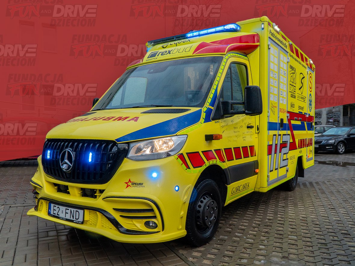 Zbieramy na największą i najbezpieczniejszą karetkę dla dzieci - zdjęcie główne