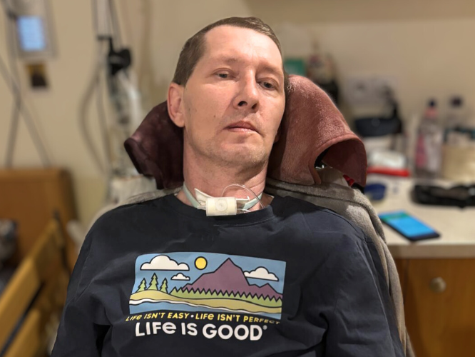 Marek Dybikowski - zdjęcie główne