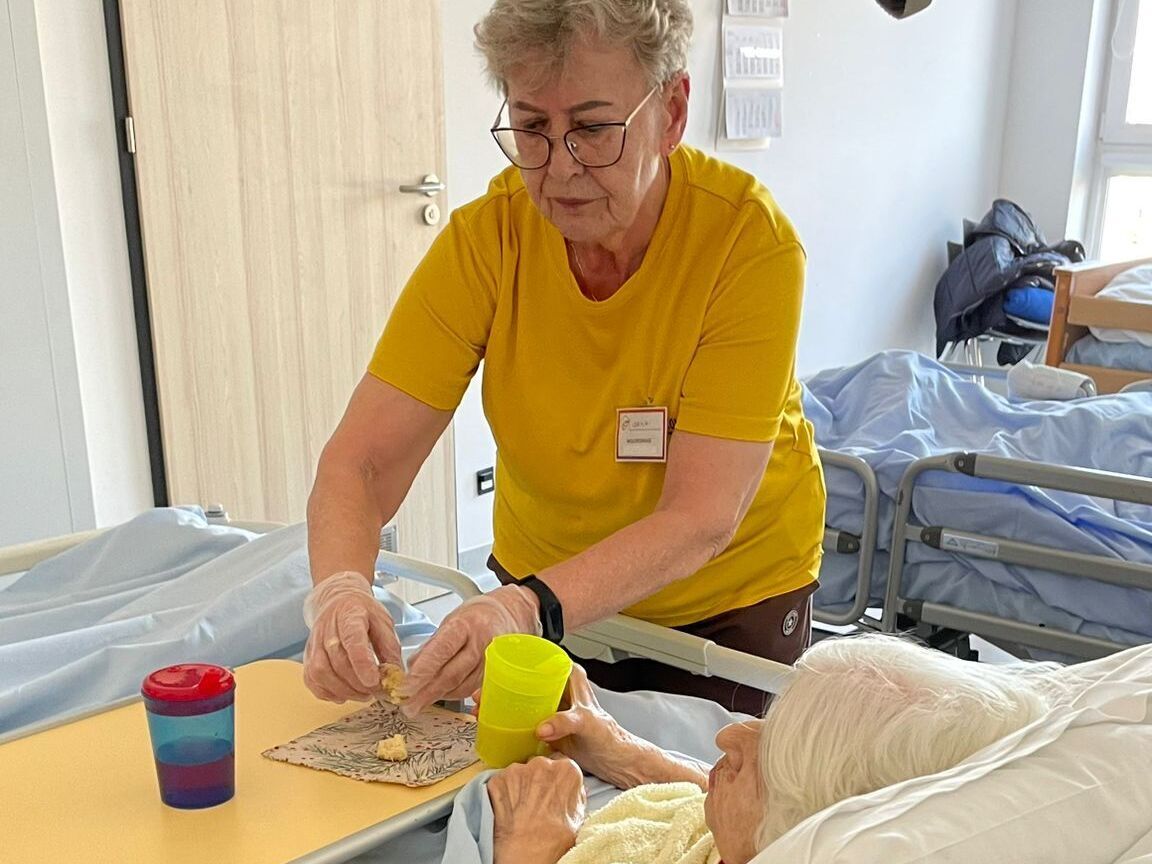 Wolontariusze chcą nieść pomoc ciężko chorym pacjentom. Pomóżmy im! - zdjęcie główne