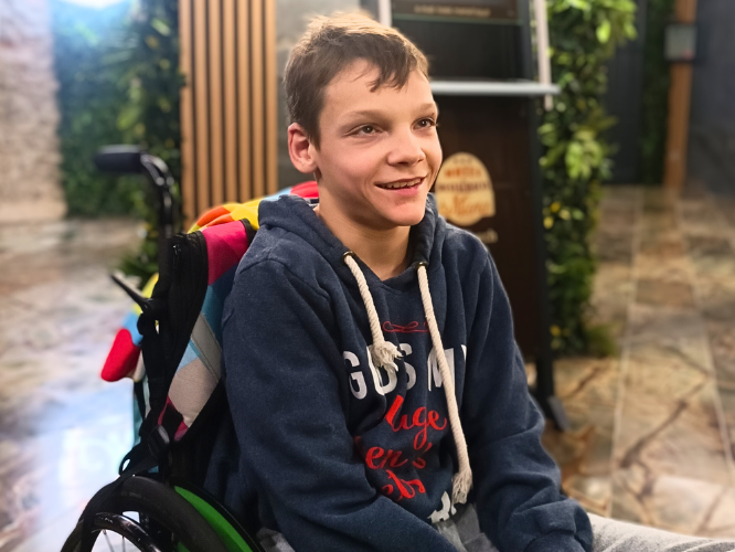 Zachary Reut - main photo