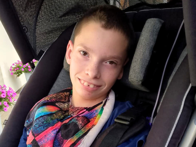 Damian Golusiński - zdjęcie główne