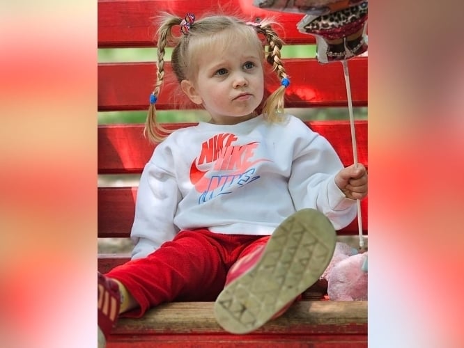 Alisa Hadzhii - zdjęcie główne