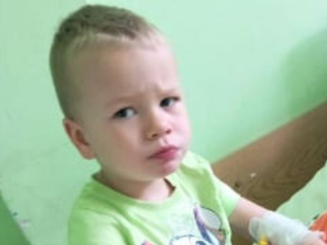 Colin Gniewek - zdjęcie główne