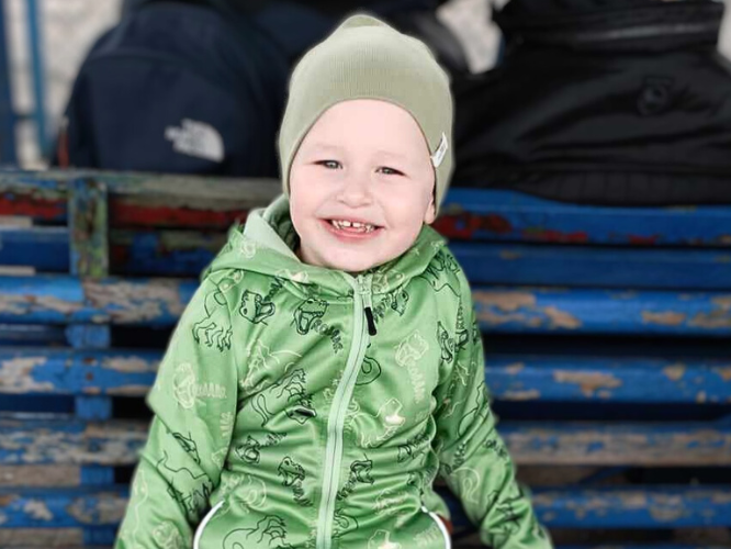 Adrian Lewandowski - zdjęcie główne