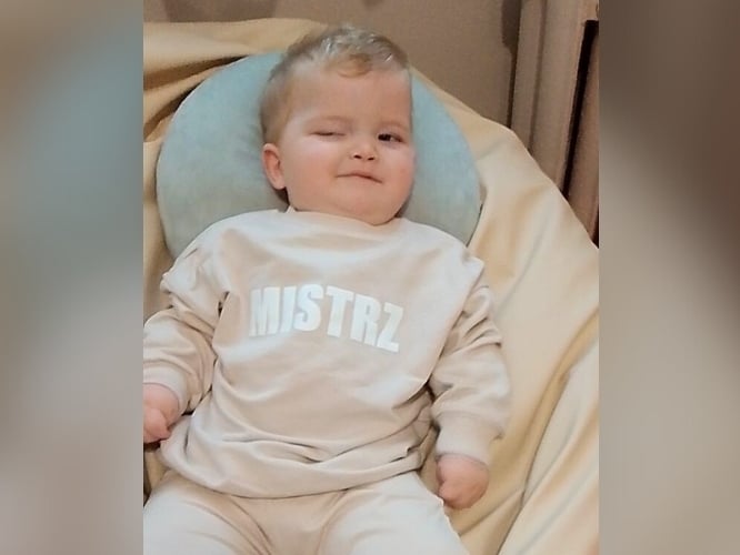 Adrian Świderski - zdjęcie główne