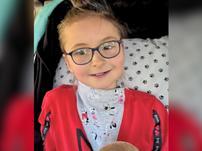 Lena Kirchner - zdjęcie główne