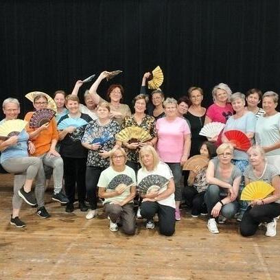 FUNDACJA Z&nbsp;NADZIEJĄ W&nbsp;RADOŚĆ ŻYCIA - logo organizacji