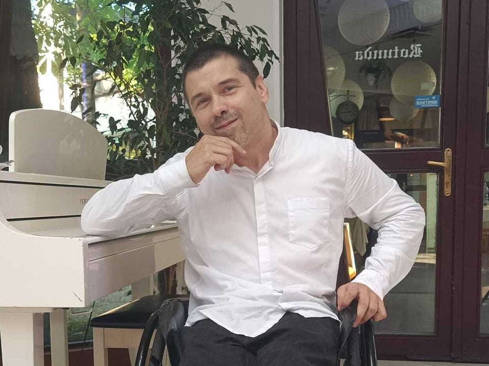 Robert Mróz - main photo