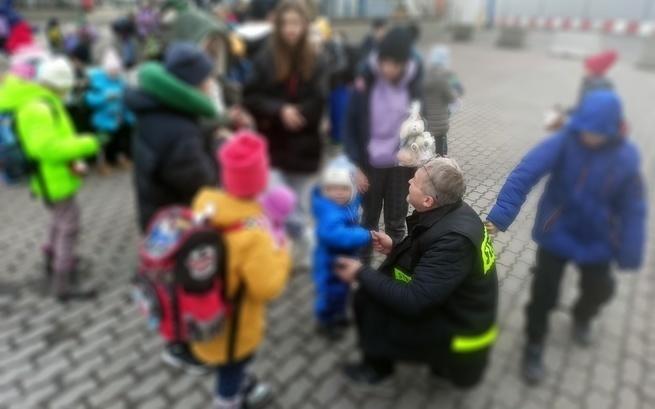 Razem dla sierot z objętej wojną Ukrainy