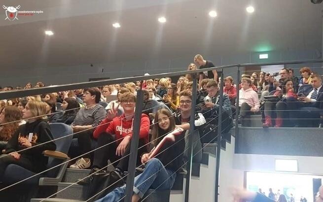 NIEPOKONANI - OnkoKonferencja Młodych