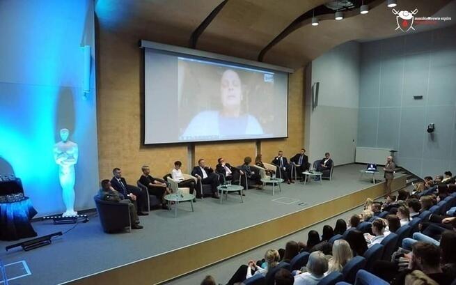 NIEPOKONANI - OnkoKonferencja Młodych