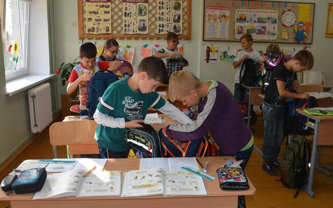 Pomóż 500 dzieciom rozpocząć rok szkolny z radością i godnością