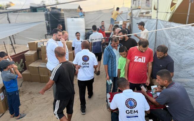 Paczki humanitarne dla rodzin w Gazie