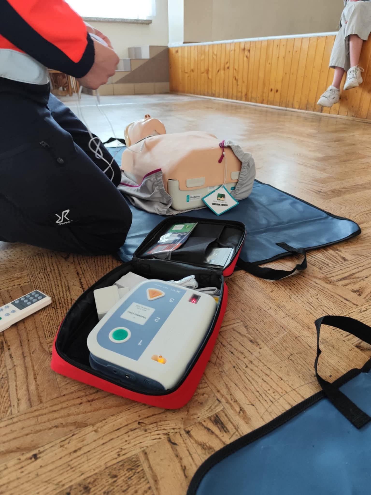 Zbiórka OSP Radziszów na zakup AED Ochotnicza Straż Pożarna w Radziszowie