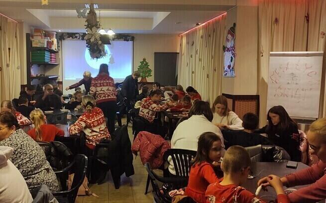 Podaruj dzieciom światło radości!