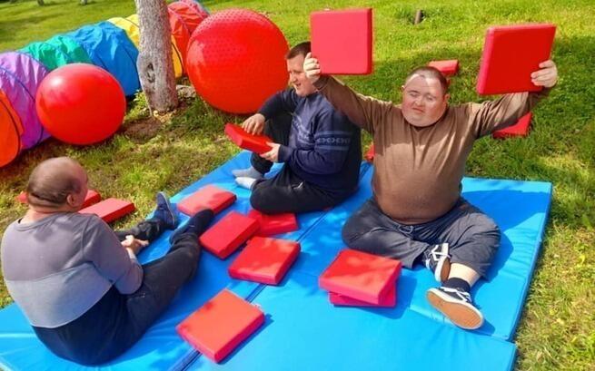 Nowy bus dla ŚDS „Pod Skrzydłem Anioła” – pomóż nam dowozić tych, którzy najbardziej potrzebują wsparcia!