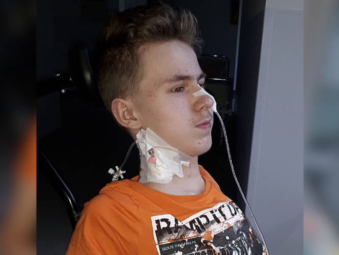 Adrian Jankowski - zdjęcie główne