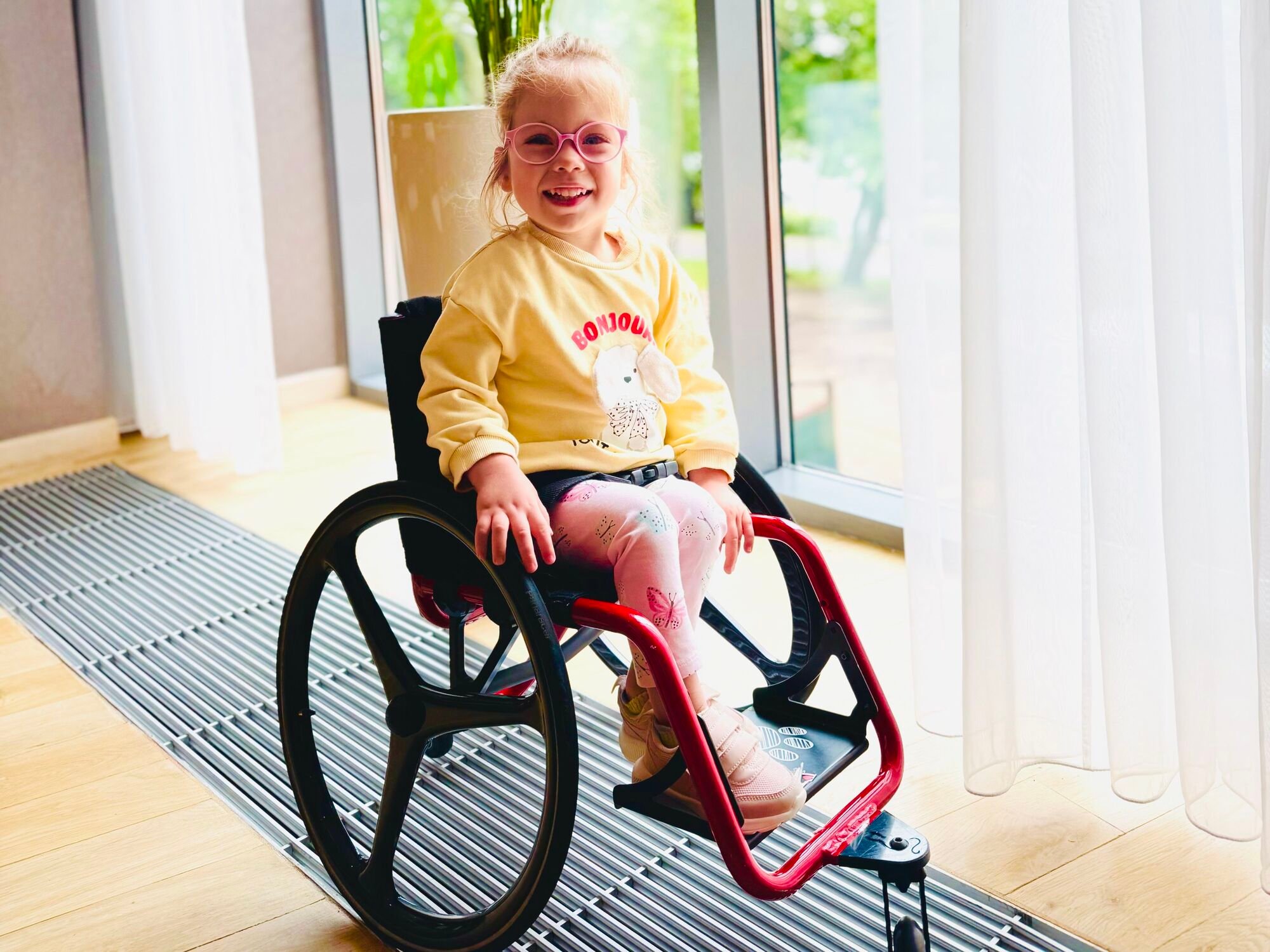 Wiktoria Sawicka - zdjęcie główne