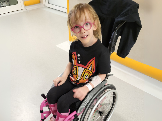 Liwia Łukasik - zdjęcie główne