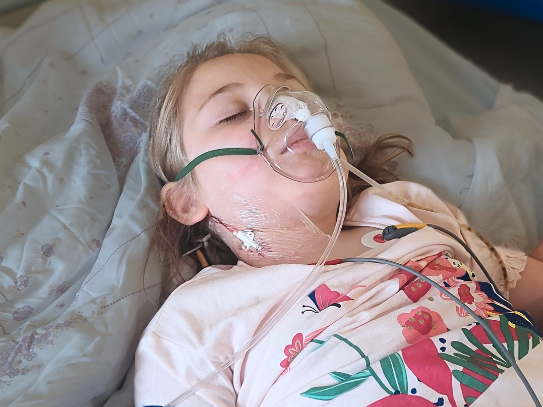 Emilia Skrzeczek - zdjęcie główne