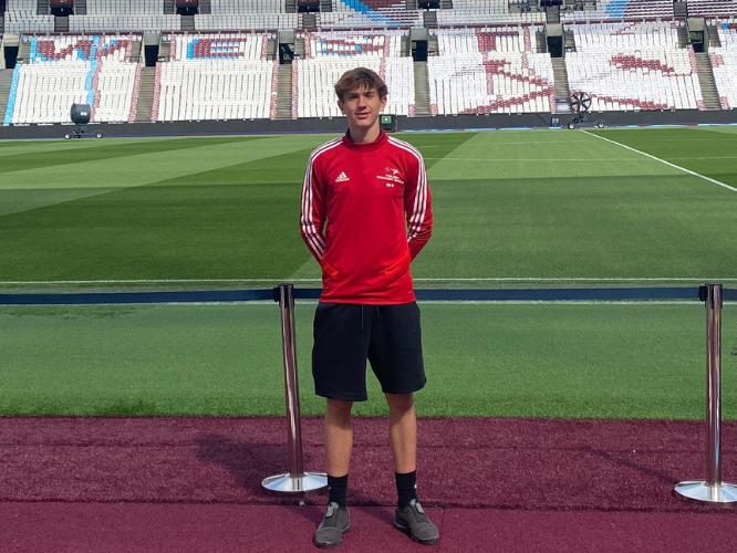 Dominik Nowicki - zdjęcie główne