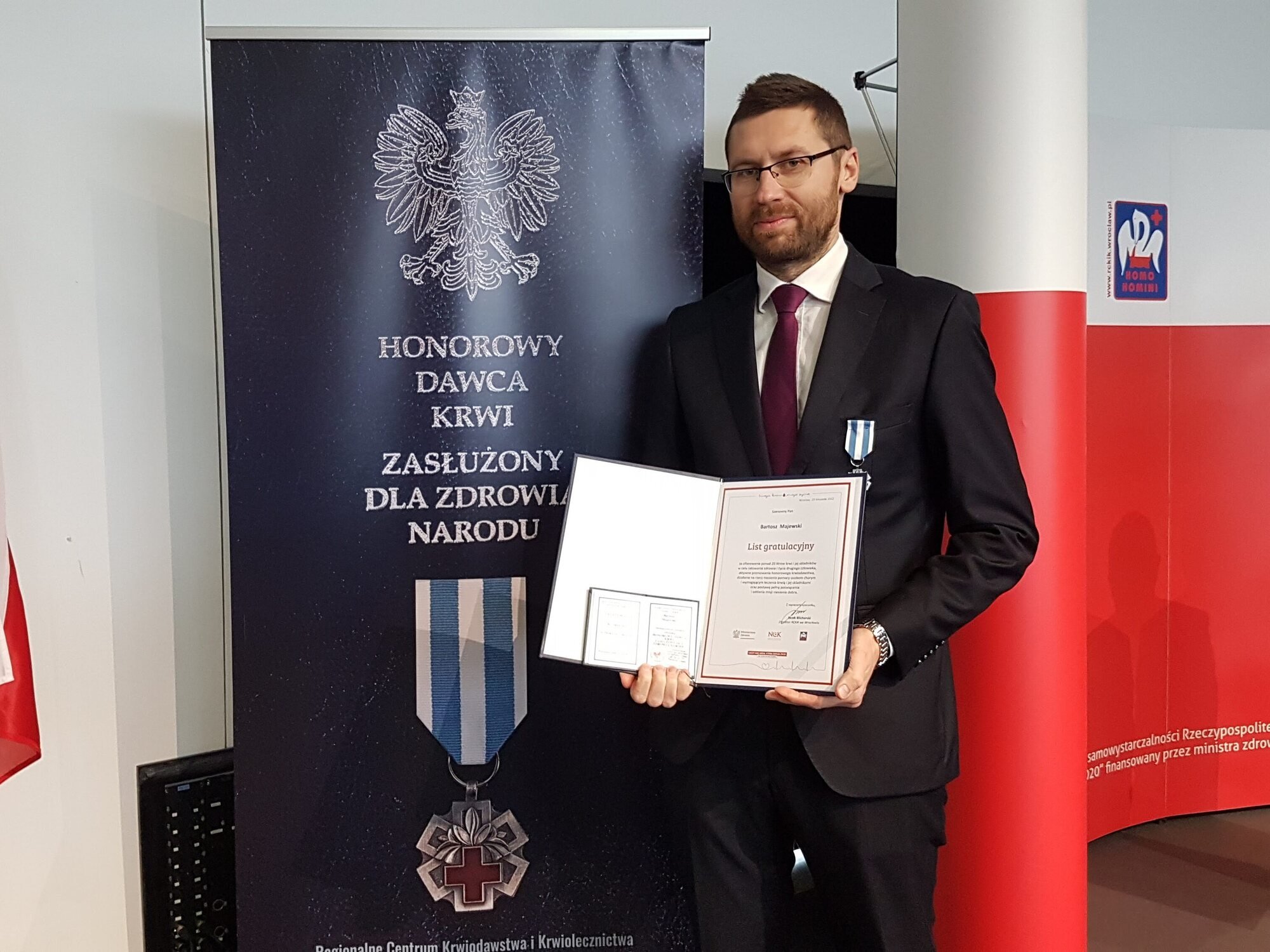 Bartosz Majewski - zdjęcie główne