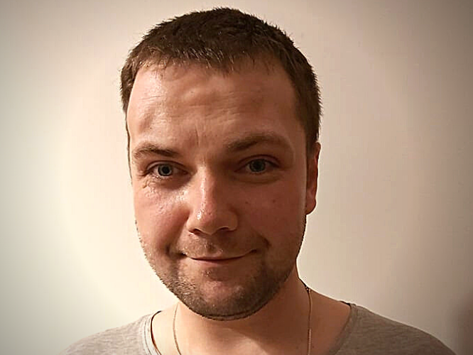 Tomasz Szostak - zdjęcie główne