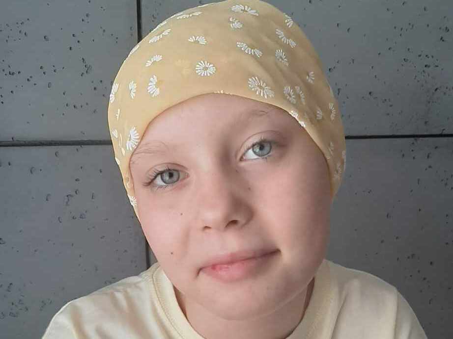 Julia Dzwonek - zdjęcie główne