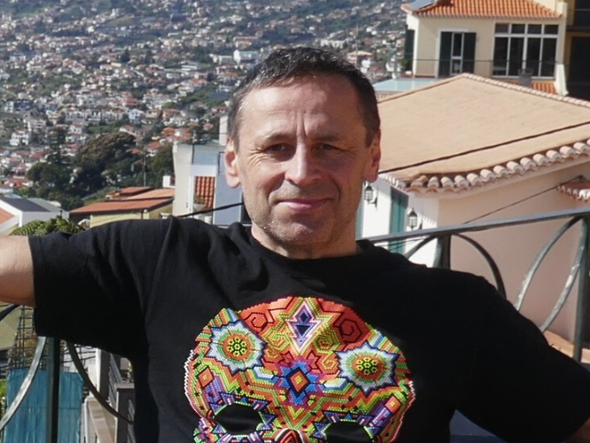 Artur Ostoja - zdjęcie główne