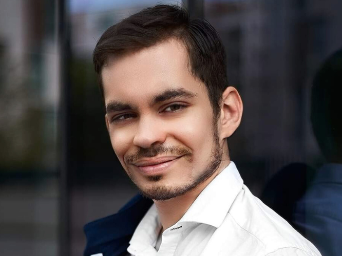 Piotr Gołębiowski - zdjęcie główne