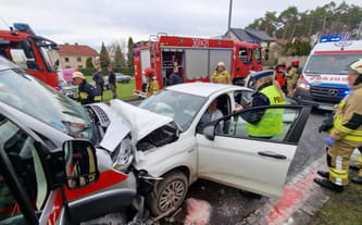 Wypadek STRAŻAKÓW! Szkolili się by ratować innych, teraz sami potrzebują pomocy!