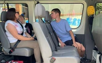 Wyczaruj nam busa.
