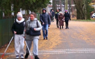 Wspieraj rehabilitację niewidomych dzieci w Laskach