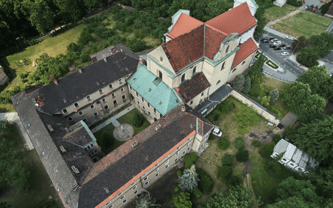 🤎⛪ Remonty zabytkowej Bazyliki św. Józefa i klasztoru