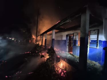 Dramat w Sierra Leone❗️Ogień zniszczył naszą szkołę. - main photo