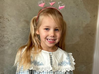 Mia Zapart - zdjęcie główne