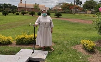 Koronawirus w Afryce: zakup żywności i środków higieny dla dzieci z Abong-Mbang