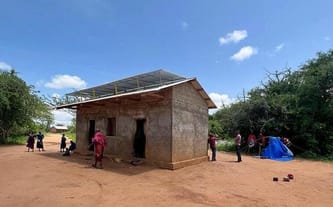 Społeczność masajska, żyjąca w wiosce Loltopez we wschodniej Afryce.