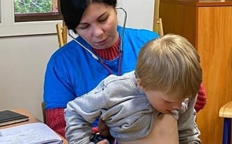 Razem dla sierot z objętej wojną Ukrainy