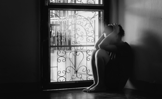 Rekonstrukcja piersi - zwalczanie problemów psychicznych i emocjonalnych