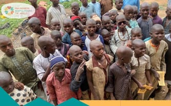 Pomóż nam otworzyć szkołę dla sierot w naszym obozie dla uchodźców wewnętrznych