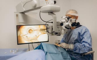 RATUJMY WZROK TYM, KTÓRZY GO TRACĄ